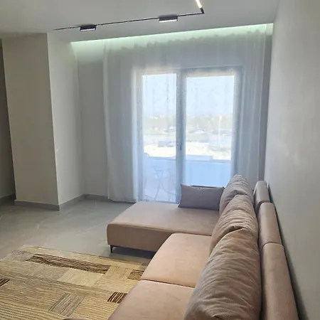 Seaside Escape 100m To Shore 1 Apartment Golem (Tirana)