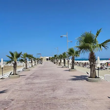 Διαμέρισμα Seaside Escape 100m To Shore *